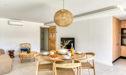 Granite & the Mediterranean 6