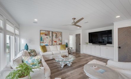 Ivory & Seafoam 2
