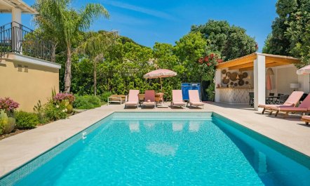 Riviera Living 2