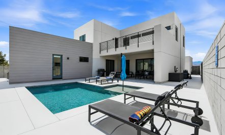 Glass & San Jacinto