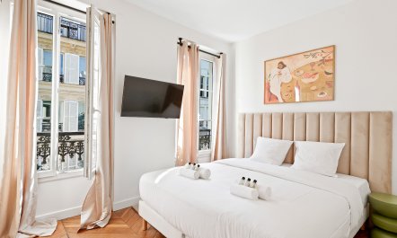 Pigalle Pearl