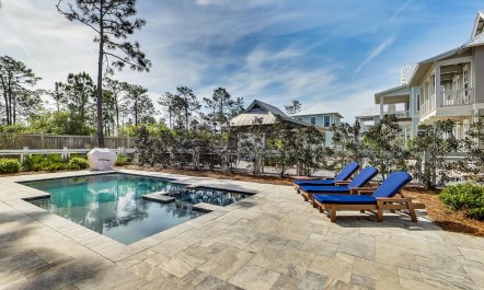 Carriage House & Coastal Dunes 3