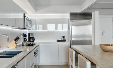 Maple & Miami Sky 8