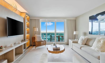 Maple & Miami Sky