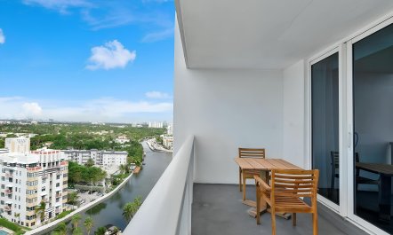 Maple & Miami Sky 1