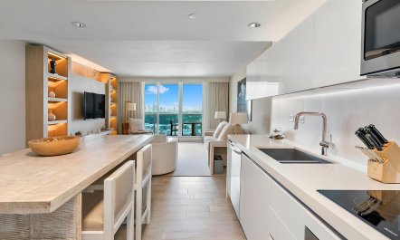 Maple & Miami Sky 6