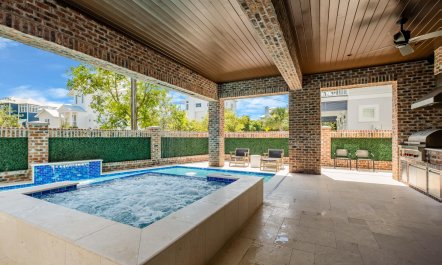 Seagrove & Spa 4