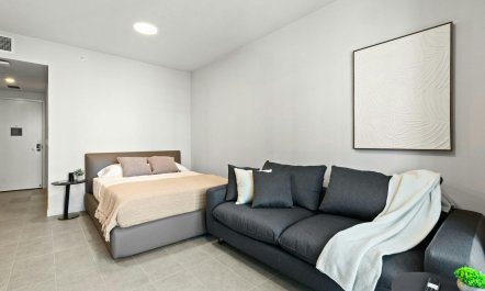 Brightline & Bay Light 2