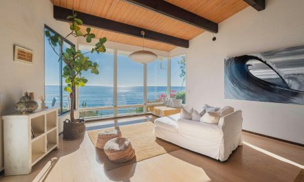 Pacific Through the Beams 5