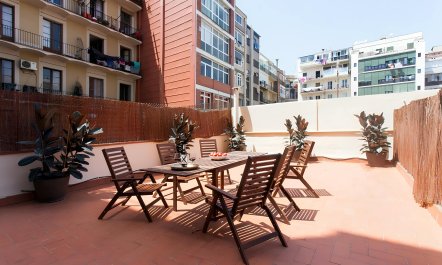 Vibrant Eixample Getaway 9