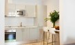 Vibrant Eixample Getaway 5