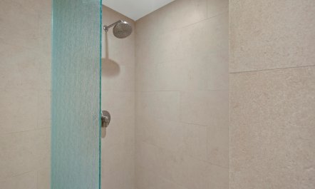 Paradise Shores 9