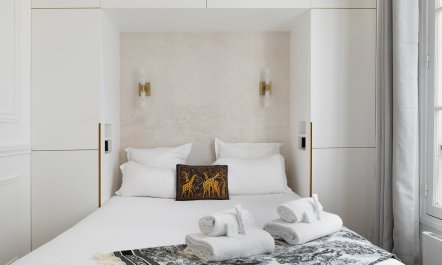 Parisian Sapphire 9