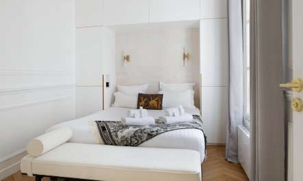 Parisian Sapphire 8