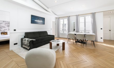 Parisian Sapphire