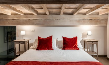 Loft Light on Calimaruzza 5