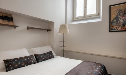 Loft Light on Calimaruzza 7