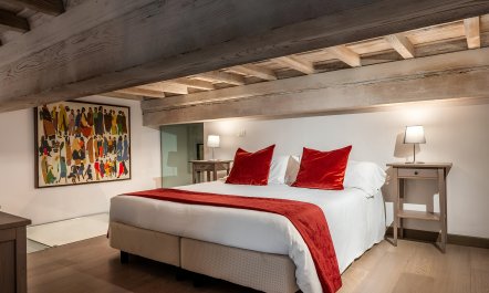 Loft Light on Calimaruzza 1