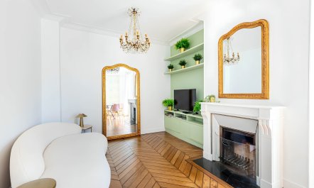 Parisian Ease 2