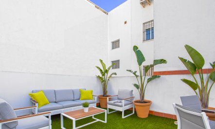 Seville Sunglow 8