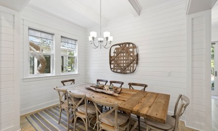 Porch & Pine 5