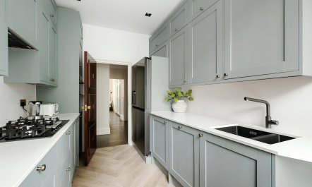 Stucco & Sloane 7