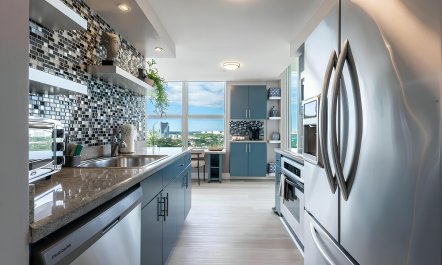 Bay & Bloom 8