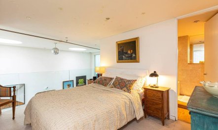 The Fulham Charm 9