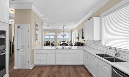 Emerald Tides 7