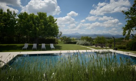 Infinity over Marche