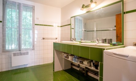 Quirky & Quaint 7