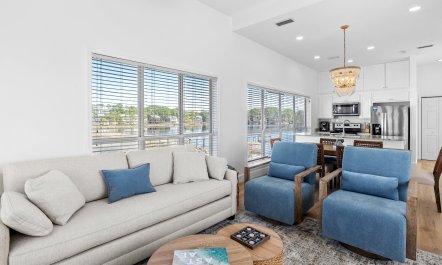 Paddleboard & Porch Swing