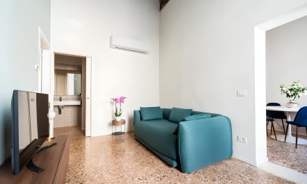 Miracoli on the Canal