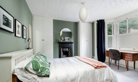 Dalston Deluxe 6