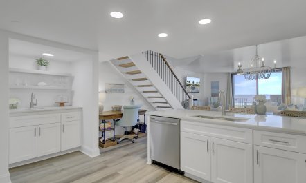 Ocean Point Abode 8