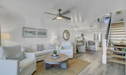 Ocean Point Abode 3