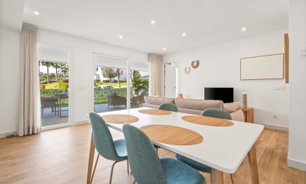 Turquoise at Casares 5