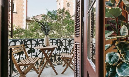 Beneath the Eixample Leaves 1