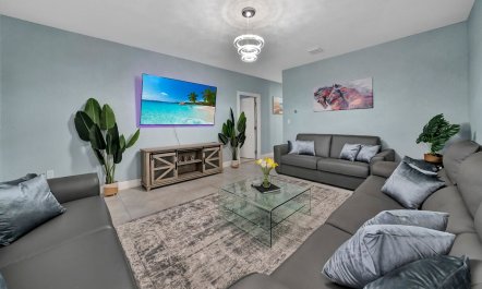 Twin Palms on Las Olas 8