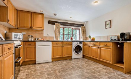 4 Bed in Helston 4