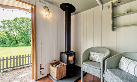 1 Bed in Bideford 6