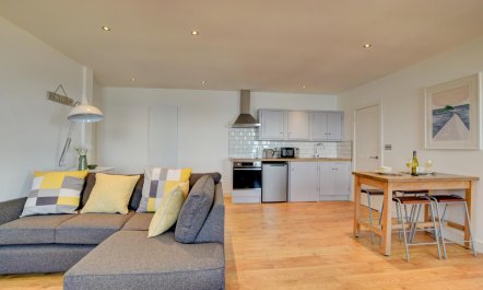 1 Bed in Penzance 2