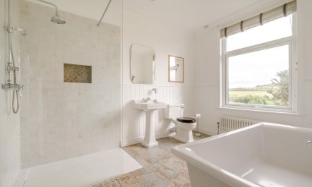 5 Bed in Widemouth Bay 7