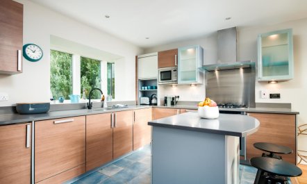4 Bed in Somerford Keynes 4