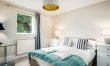 4 Bed in Somerford Keynes 9