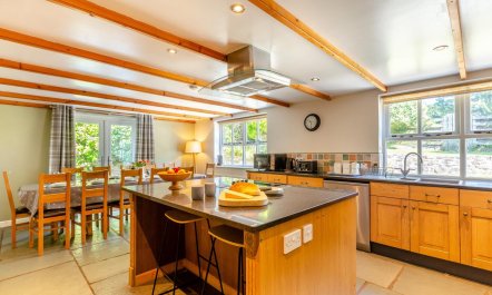 6 Bed in Carnmenellis 8