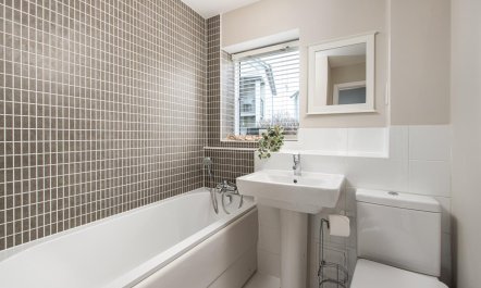 2 Bed in Somerford Keynes 7