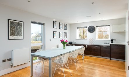 5 Bed in Somerford Keynes 7
