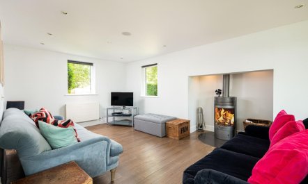 5 Bed in Somerford Keynes 8