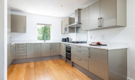 5 Bed in Somerford Keynes 5